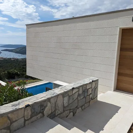 View Villa Vinišće