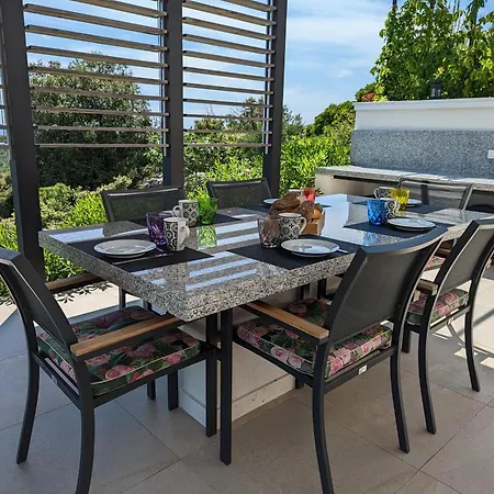 View Villa Vinišće