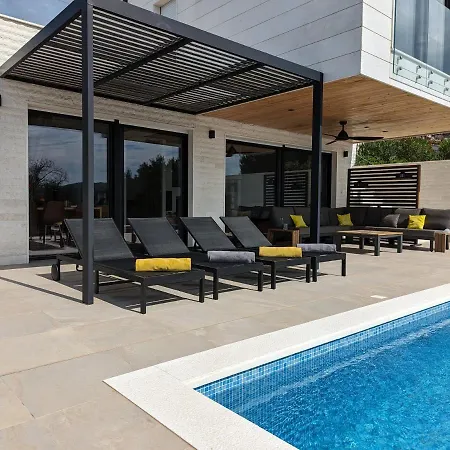 View Villa Vinišće