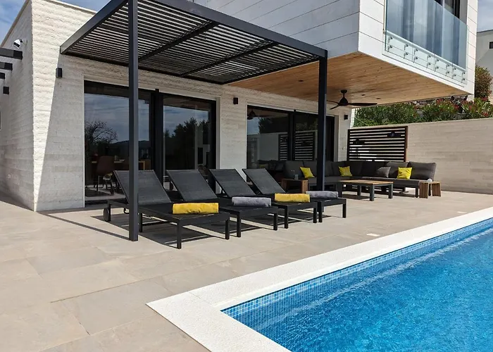 View Villa Vinisce